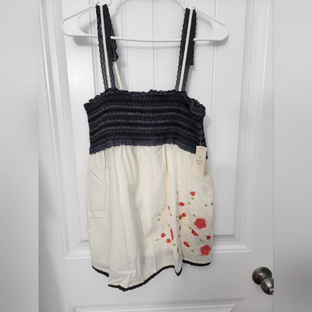NEW! Twenty One Smocked Top in Dark Grey and Cream, Size Large